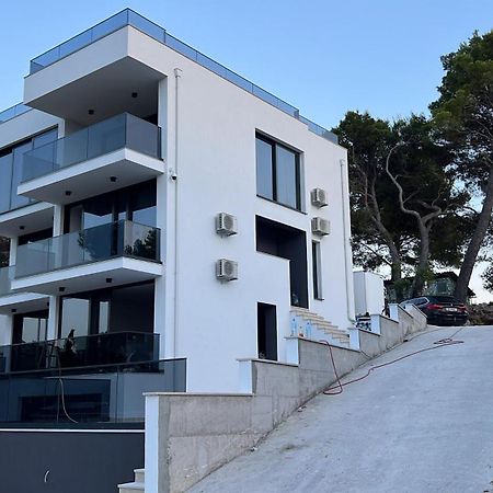 Heart Of Loviste Apartment Luaran gambar