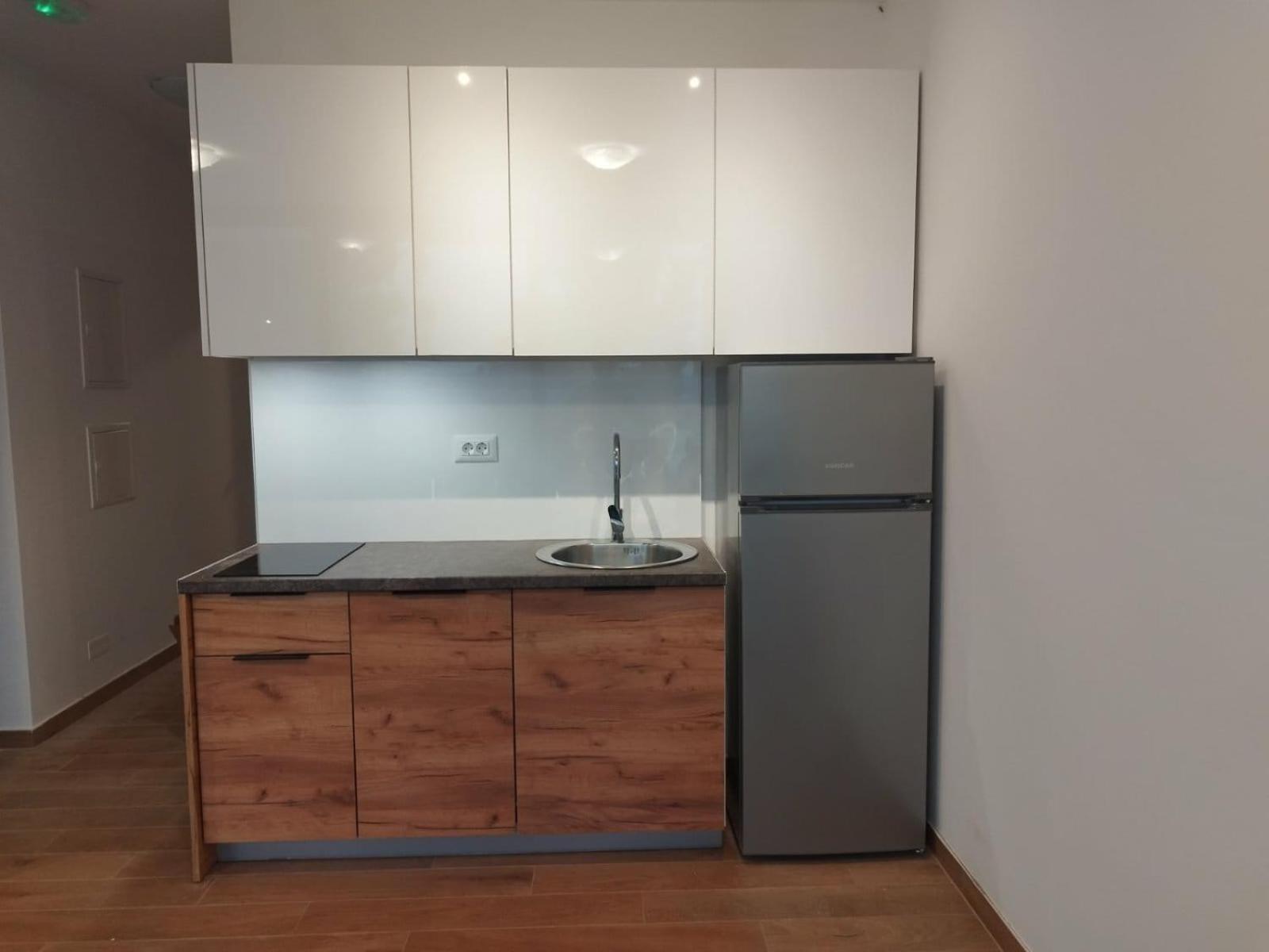 Heart Of Loviste Apartment Luaran gambar